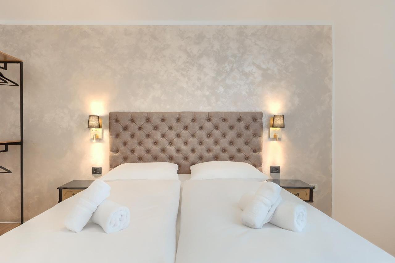 רייקה Calafati Apartment With Free Private Parking מראה חיצוני תמונה