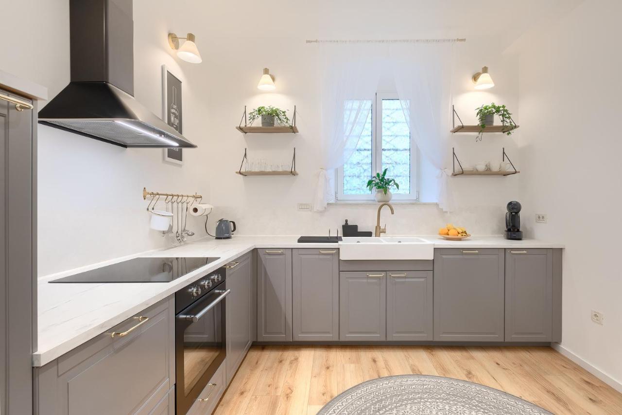 רייקה Calafati Apartment With Free Private Parking מראה חיצוני תמונה